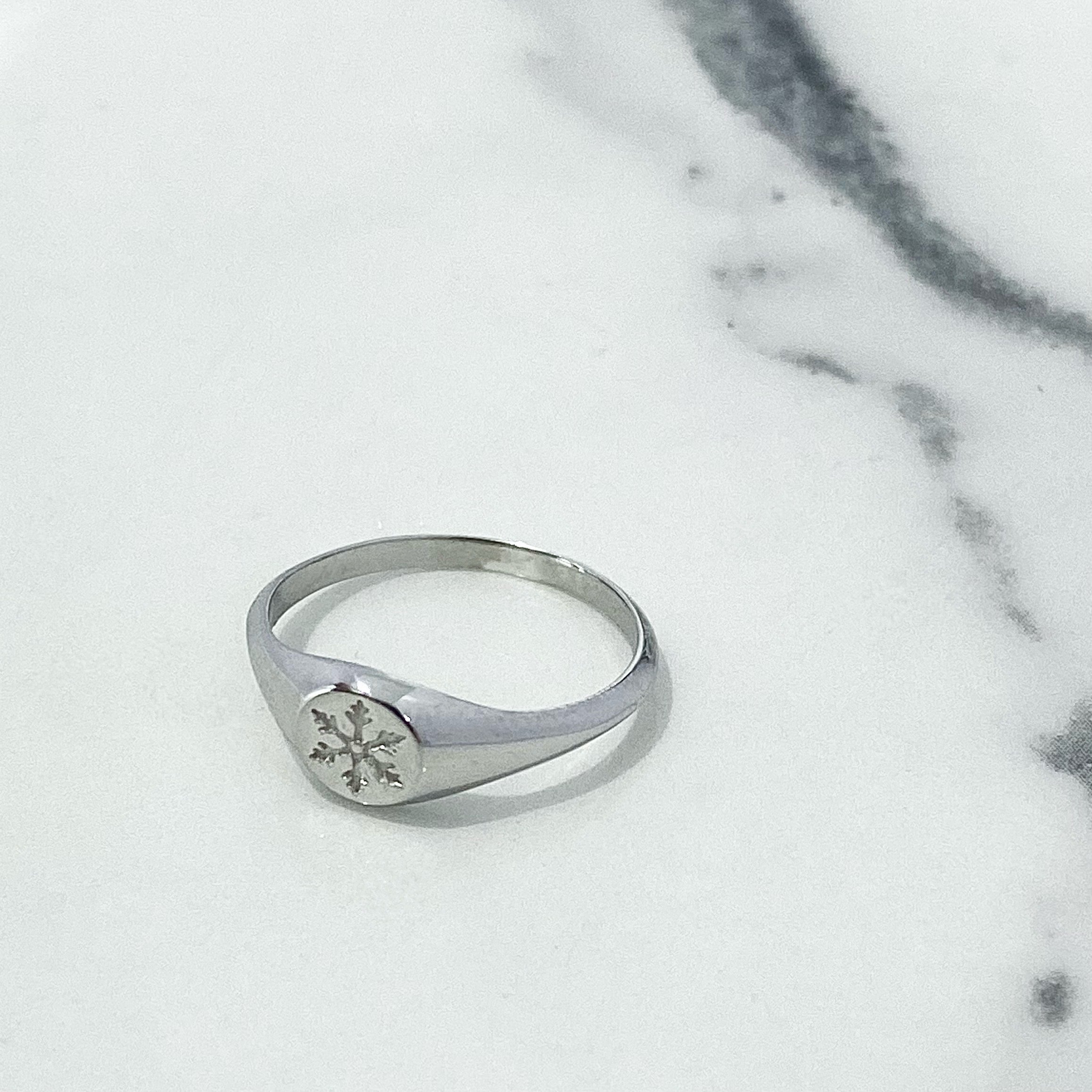 Snowflake Signet Ring in Sterling Silver